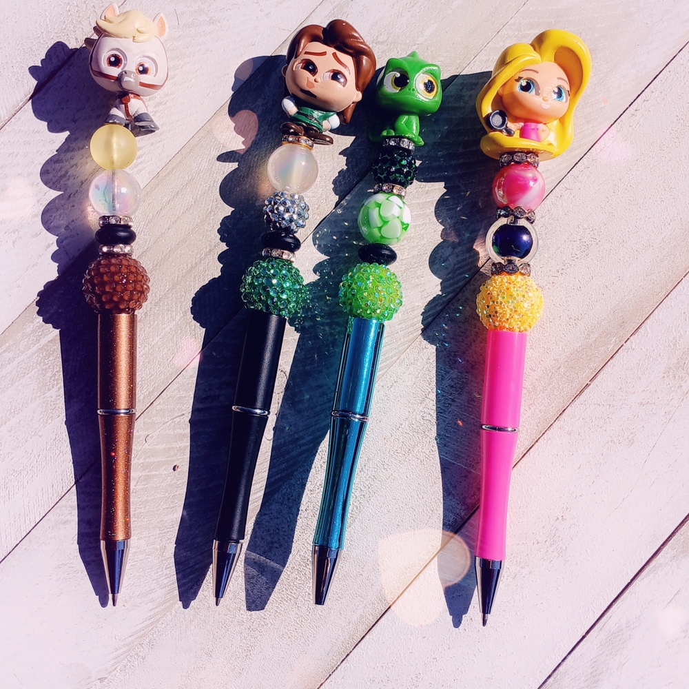 Character-Themed Pens Set